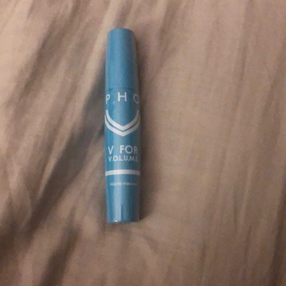 Sephora volume mascara in Turquoise League
